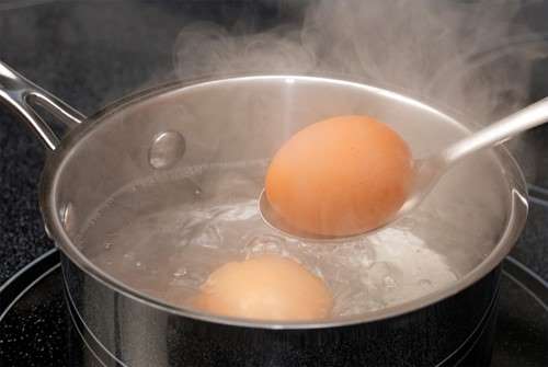 Hâm lại trứng để ăn