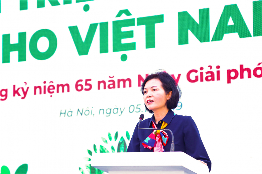 Bà Bùi Thị Hương – Giám đốc Điều hành Vinamilk mong muốn mang đến cơ hội phát triển toàn diện về thể chất, trí tuệ và môi trường sống xanh, sạch, đẹp cho trẻ em Việt Nam.