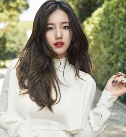 Tình đầu quốc dân Suzy cũng tích cực lăng xê cho tóc layer uống cụp