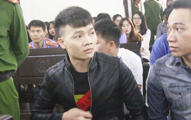 Bị cáo Khá tại tòa.