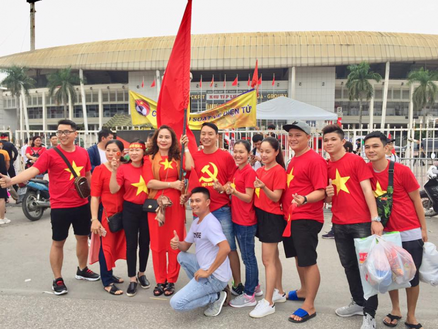 Cổ động viên đã sẵn sàng