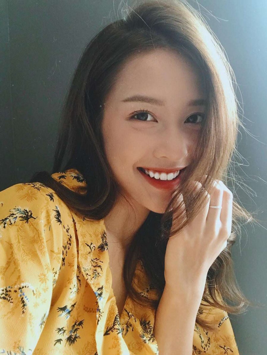my-nhan-9x-viet-tung-dong-vai-cua-song-hye-kyo-lot-top-100-guong-mat-dep-nhat-chau-a-10_592375-min-1574752322-578-width1000height1331
