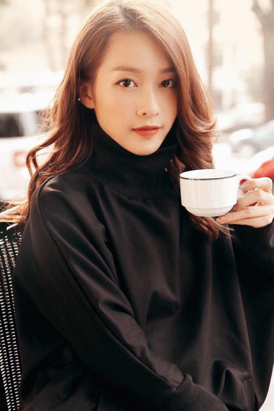 my-nhan-9x-viet-tung-dong-vai-cua-song-hye-kyo-lot-top-100-guong-mat-dep-nhat-chau-a-3_189312-min-1574752535-413-width1000height1500