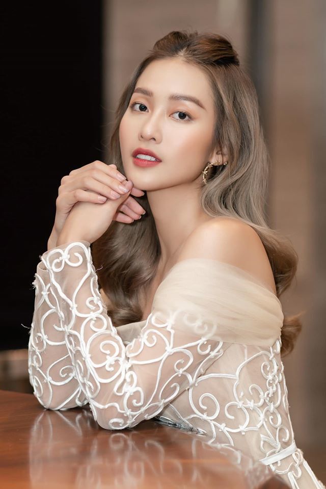 my-nhan-9x-viet-tung-dong-vai-cua-song-hye-kyo-lot-top-100-guong-mat-dep-nhat-chau-a-76710724_1029225567420524_4548727295426166784_o-1574752066-714-width640height959