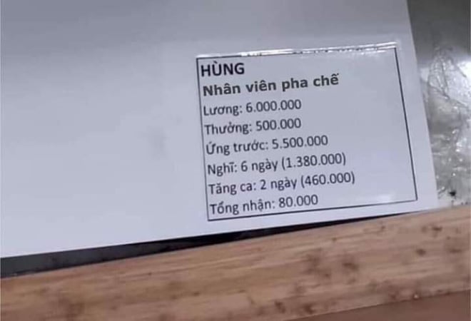 Hình ảnh bảng lương của anh chàng nhân viên pha chế.