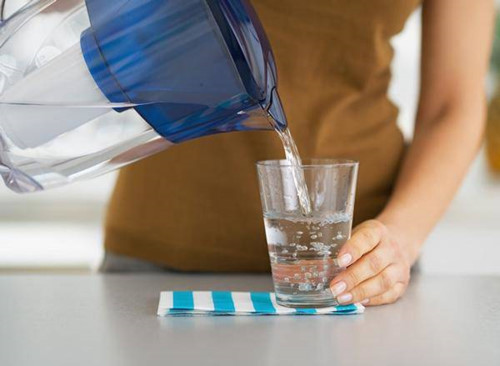 Khi thức dậy nên uống nước tuy nhiên, nếu bạn uống các loại nước sau đây thì phản tác dụng, còn gây hại cho cơ thể.