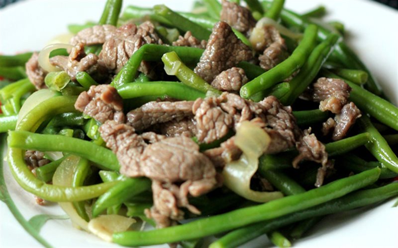 Thịt bò xào ngồng tỏi tăng đề kháng