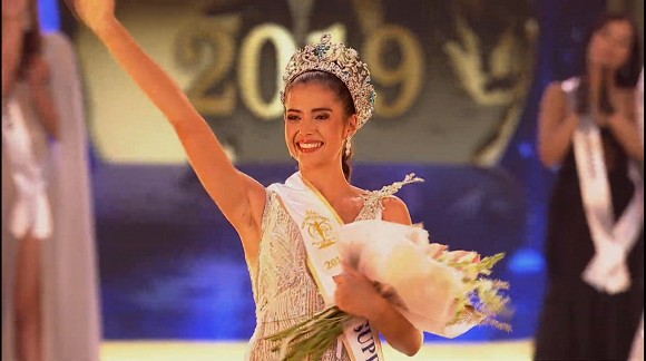 Người đẹp Thái Lan - Anntonia Porsild đăng quang Miss Supranational - Hoa hậu Siêu quốc gia 2019.