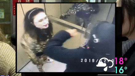 Người phụ nữ liên tục đánh đấm nam shipper trong thang máy.