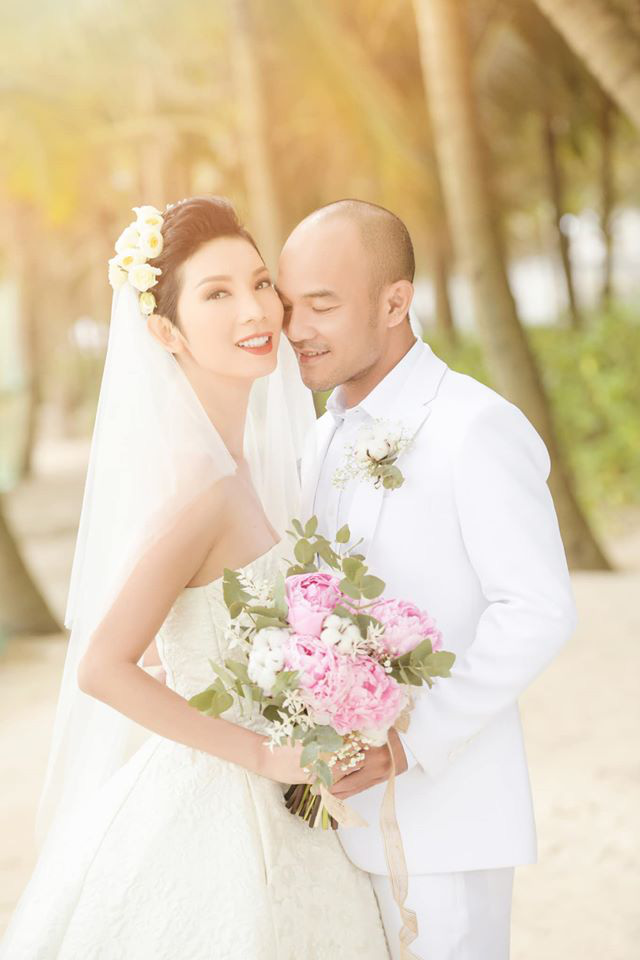 Sau lễ cưới bí mật được tổ chức tại Đà Nẵng vào ngày 1/1 vừa qua, cựu siêu mẫu Xuân Lan đã có những tiết lộ về thân thế của ông xã mình.