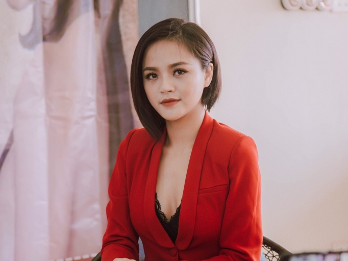 Thu Quỳnh hiện trở thành một trong những nữ diễn viên hàng đầu làng điện ảnh miền Bắc.