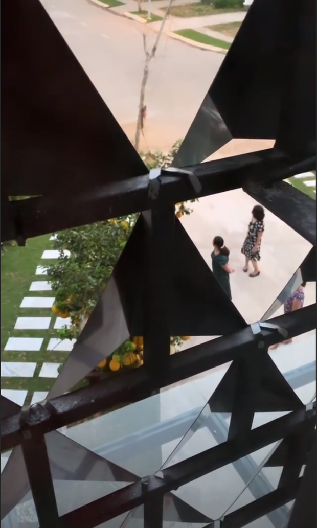1231-1580571925619940717415