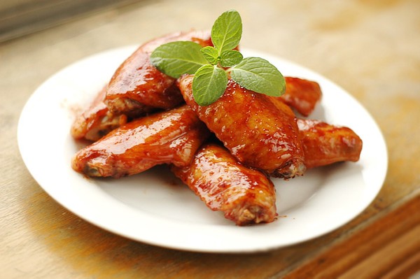 Cánh gà nướng mật ong