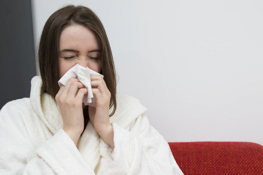 Thường xuyên cảm thấy mệt mỏi, dễ bị cảm lạnh, cảm cúm là những dấu hiệu báo động về hệ miễn dịch.
