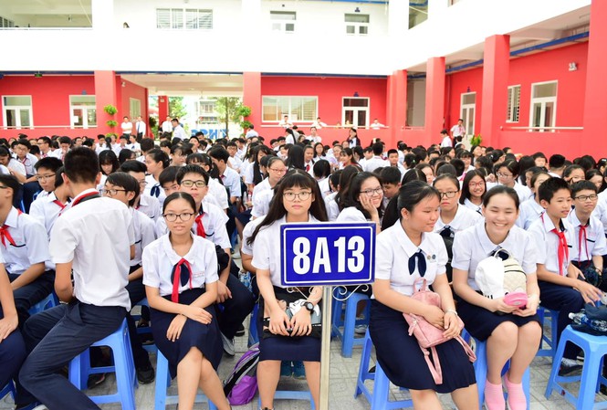 UBND TP. HCM quyết định cho học sinh nghỉ học hết tháng 2/2020 và sẽ báo cáo, kiến nghị với Chính Phủ và Bộ GD&ĐT cho học sinh toàn TP tiếp tục nghỉ hết tháng 3/2020.