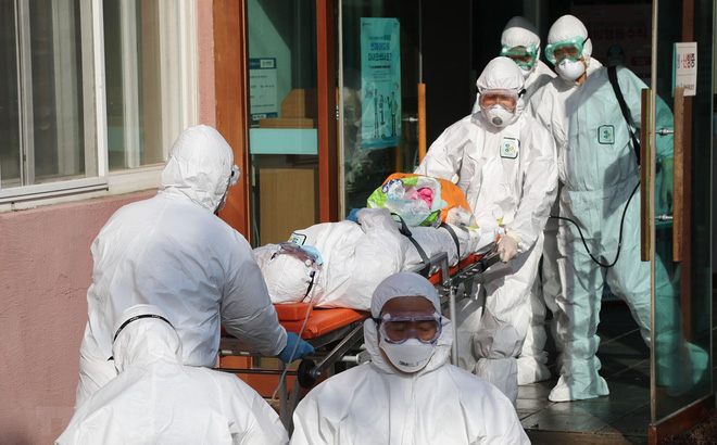 Số ca nhiễm Covid-19 ở Hàn Quốc đang tăng vọt lên đến 602 trường hợp. (Ảnh: Yonhap/TTXVN)