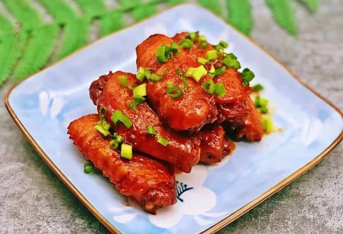Cánh gà rán coca thơm nức đậm đà, đã ăn một lại muốn ăn thêm