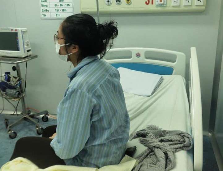 Trong số các ca nhiễm Covid-19 tại Việt Nam, bệnh nhân thứ 17 đang cách ly điều trị tại phòng áp lực âm ở Bệnh viện Bệnh Nhiệt đới Trung ương.