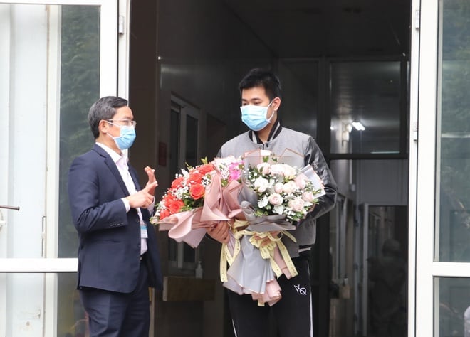 Bệnh nhân thứ 18 nhiễm Covid-19 tại Việt Nam được xuất viện sáng nay.