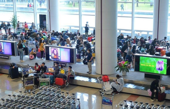 Sân bay Nội Bài dừng đón người Việt về nước. (Ảnh: Hoàng Anh/Vietnam+)