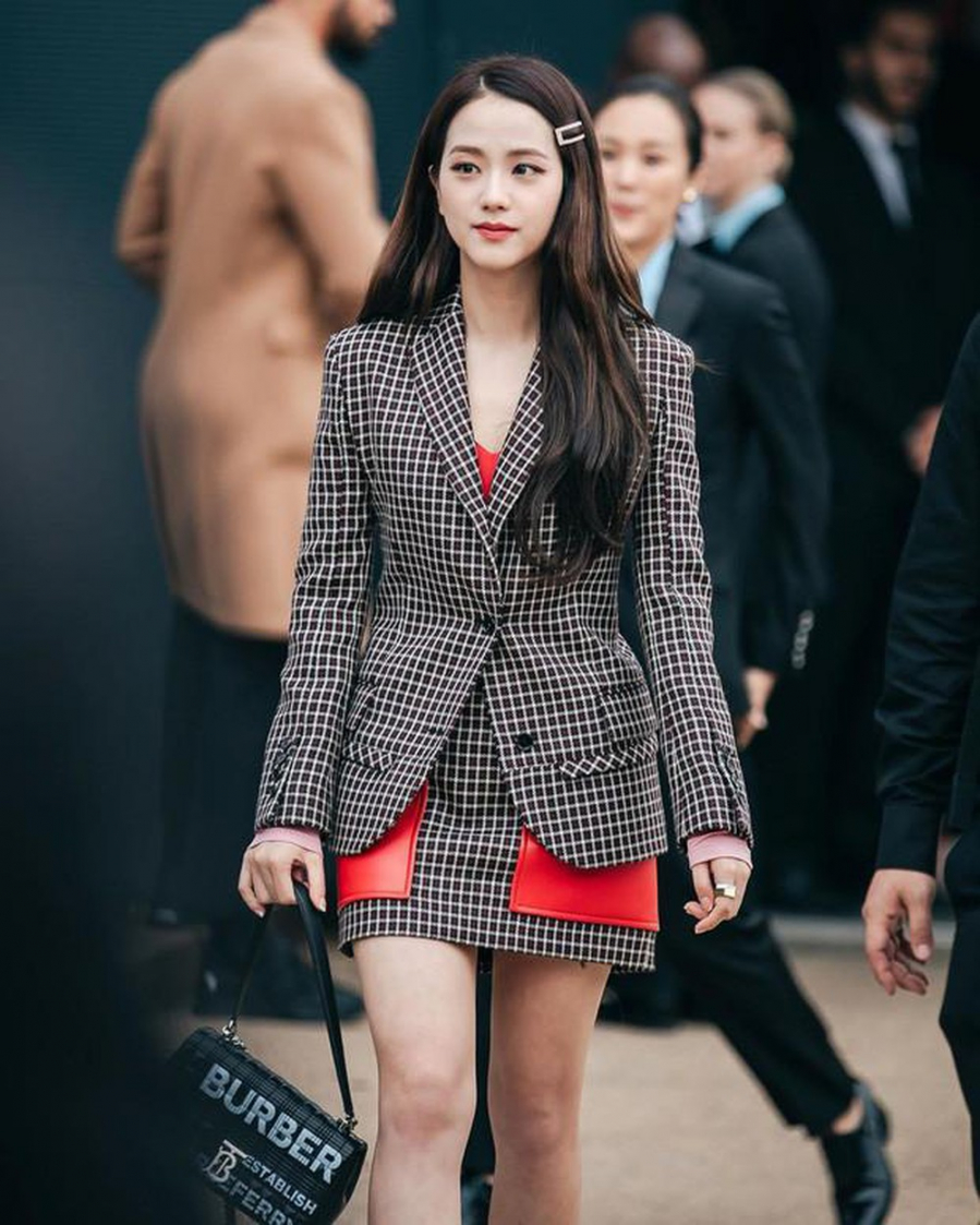 jisoo4
