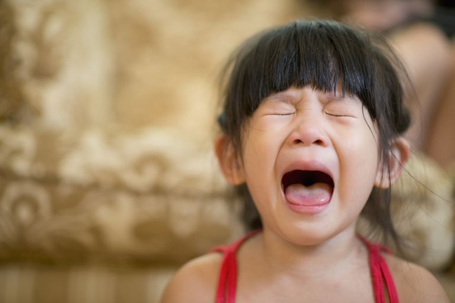 Dấu hiệu của em bé hư cần uốn nắn