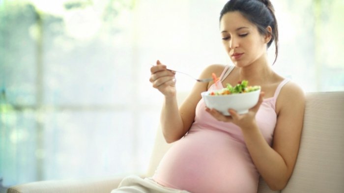 Thời điểm mẹ bầu ăn sữa chua gây hại cho thai nhi