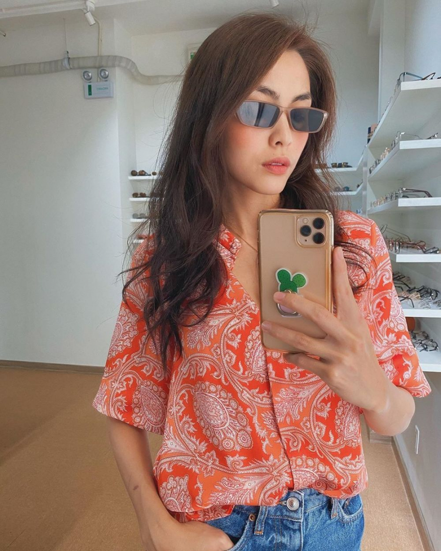tran-thanh-hari-won-ao-thun-don-gian-nha-phuong-dien-do-benh-nhan-0aa48925-15898623984201149725858