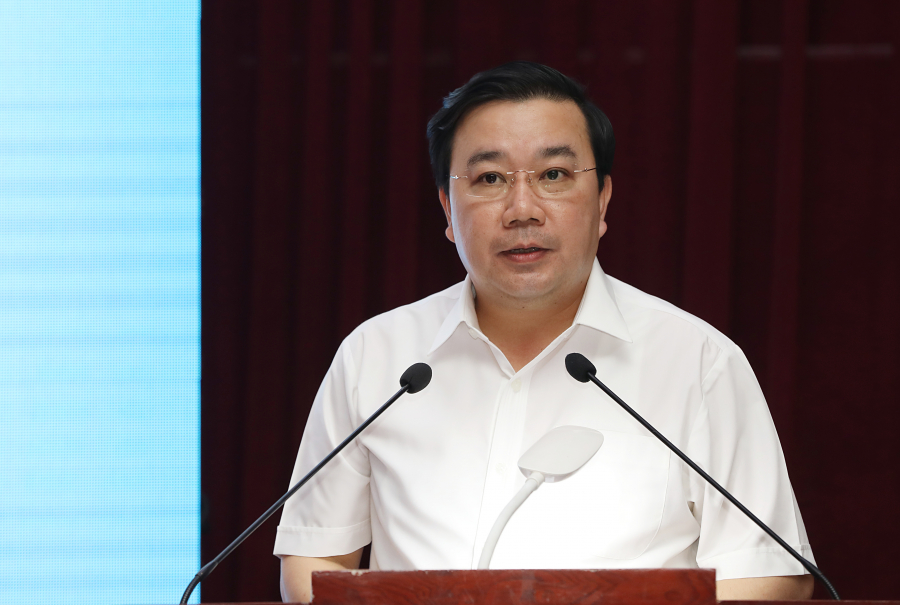 Ông Chử Xuân Dũng, Giám đốc Sở GD&ĐT Hà Nội phát biểu chỉ đạo tại Hội nghị.
