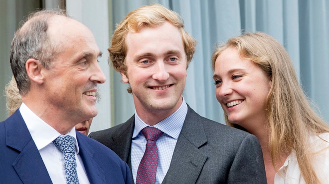 Hoàng tử Joachim (giữa). Ảnh: Sky News.