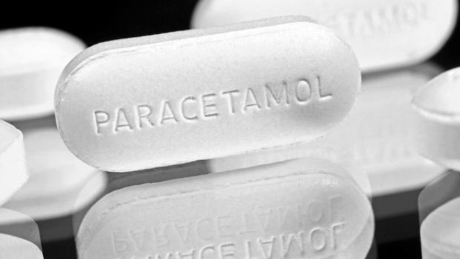 Paracetamol là loại thuốc giảm đau, hạ sốt phổ biến, có thể dễ dàng mua được tại các hiệu thuốc. Trước đây, nhiều trường hợp ngộ độc thuốc này đã xảy ra. Người ngộ độc nhẹ thì bị tổn thương viêm gan, nặng có thể gây suy gan cấp, thậm chí tử vong.