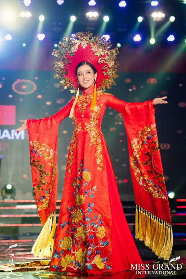 Năm 2017 Huyền My xuất sắc lọt top 10 Hoa hậu hòa bình quốc tế.