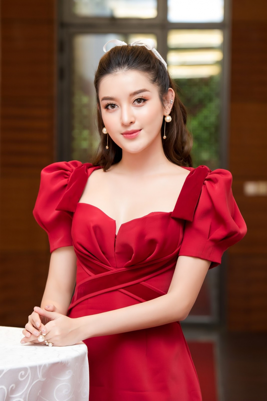 Huyền My đã vượt nhiều gương mặt đình đám để có mặt trong top này.