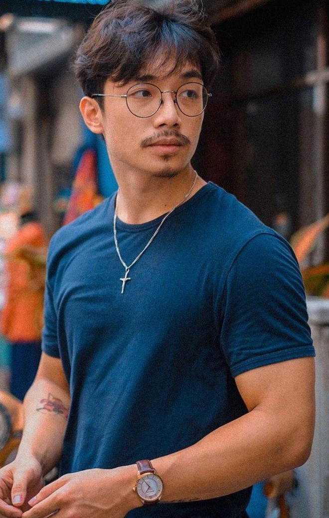 trai-la-hon-dam-duoi-thai-trinh-tren-bar-tro-treu-duoc-khen-na-na-quang-dang-vua-lo-anh-da-voi-unfollow-instagram-nhau-c41-4995374