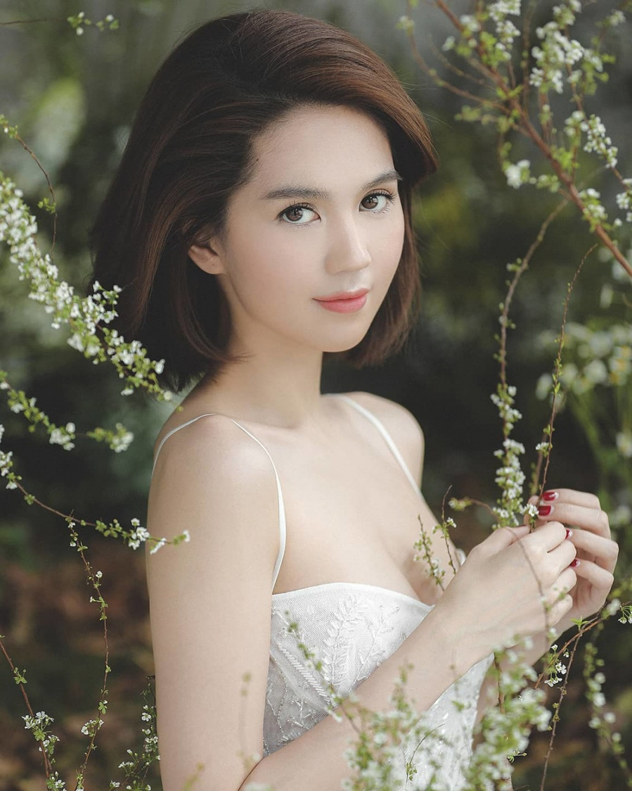 Cũng giống với bao nhiêu cô gái khác, Ngọc Trinh cũng phải