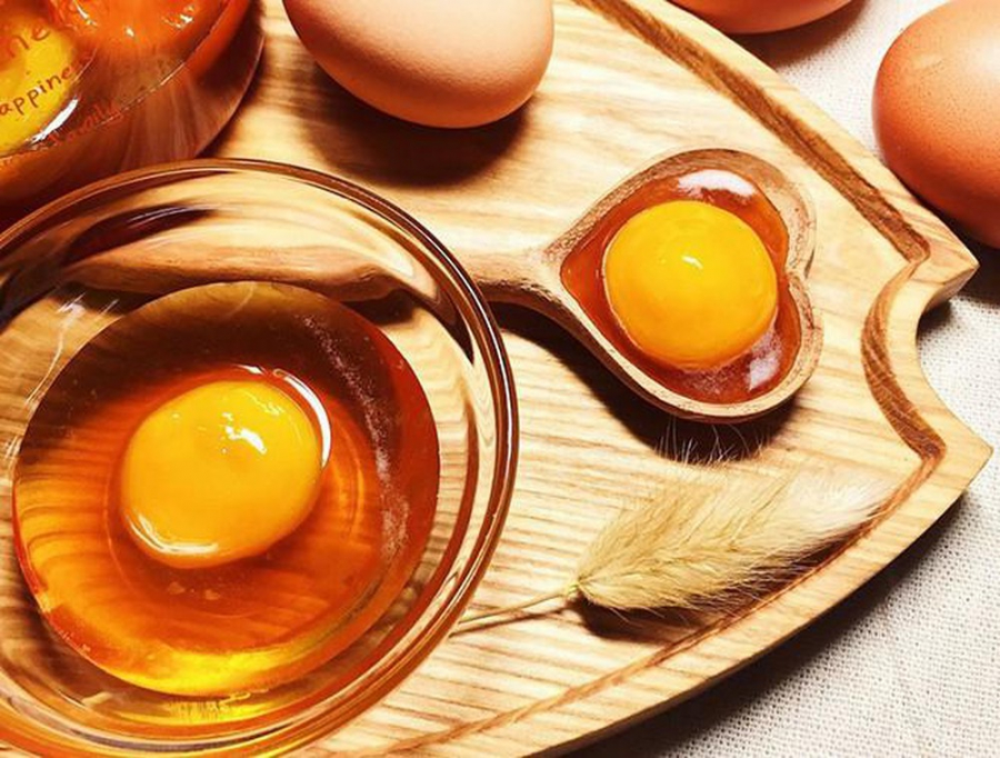 Trứng xếp đầu danh sách những thực phẩm không nên ăn sống