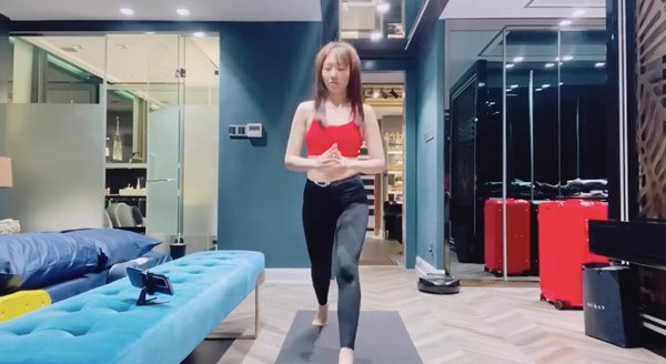 Không gian phòng ngủ ấm áp
