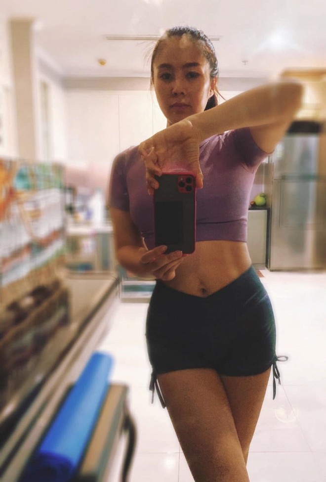Lê Phương đã lấy lại được vòng 2 thon thả và săn chắc vốn có của mình.