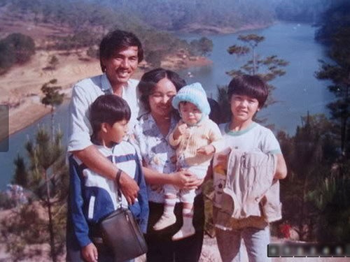Gia đình 5 người của Hà Tăng.