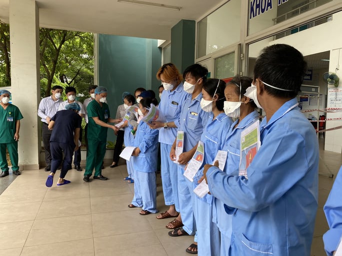 Bệnh viện dã chiến Hòa Vang đã chữa khỏi cho 10 bệnh nhân Covid-19 đầu tiên điều trị tại đây