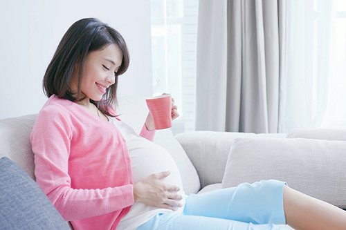 Nếu bà bầu có những thói quen tốt này, thai nhi vừa mạnh khoẻ và giúp mẹ vượt cạn dễ dàng - ảnh 1