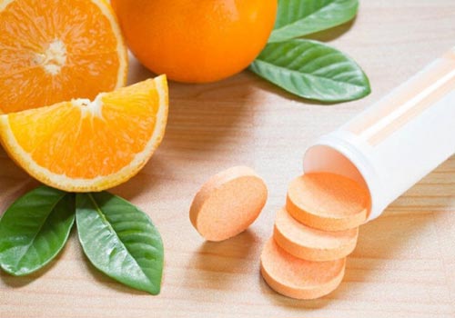 Bổ sung vitamin C sai cách có thể ảnh hưởng không tốt tới sức khỏe.