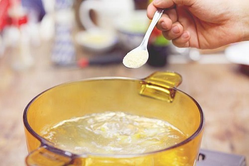 Nếu lỡ tay nêm quá nhiều muối, nước mắm vào món ăn, bạn hãy dùng những mẹo nhỏ trong bài viết này để 