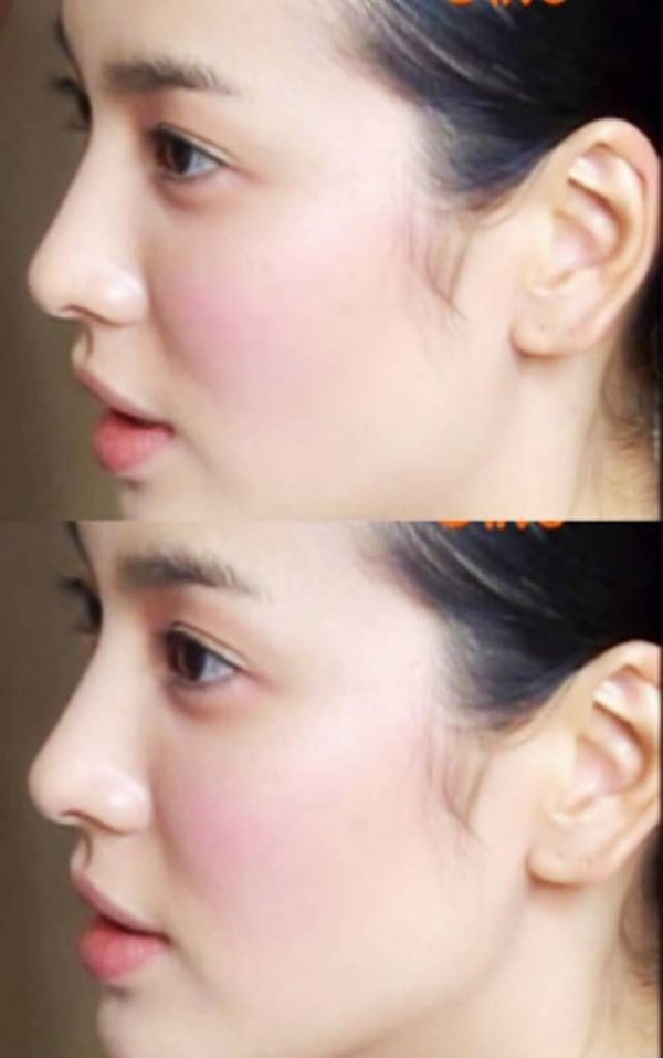 Đây là tấm ảnh mặt mộc được chụp cận mặt khi Song Hye Kyo ở độ tuổi đôi mươi dù chất lượng ảnh không tốt nhưng cũng đủ khiến người hâm mộ trầm trồ kinh ngạc với làn da trắng hồng đẹp không tì vết của mình