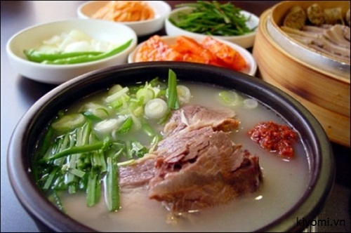 Mach-cac-me-cach-lam-sach-xuong-bo-cuc-nhanh-cho-mon-an-bo-duong-ngay-tet-2