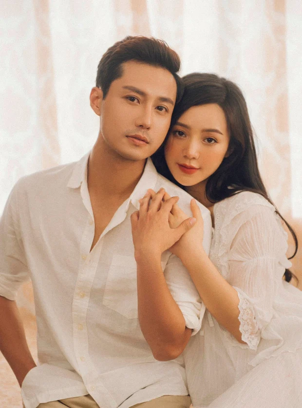 Mới đây, Thanh Sơn lên tiếng chính thức xác nhận đã ly hôn từ lâu. Nam diễn viên cũng thẳng thắn nói về mối quan hệ với Quỳnh Kool:
