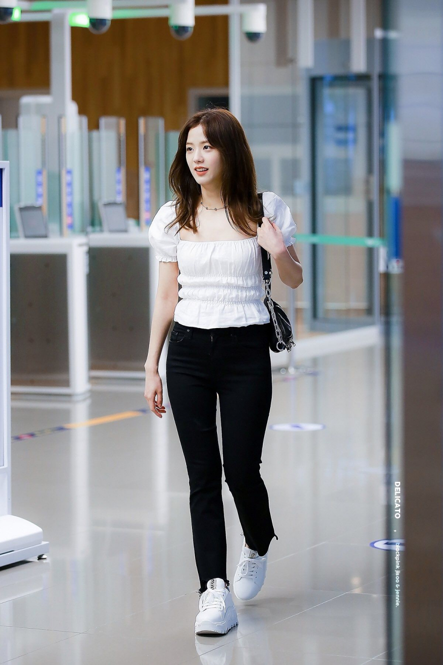 Jisoo cũng rất thích những item có chút