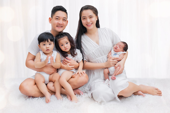 gia-dinh-dong-con-nhat-showbiz-viet-04