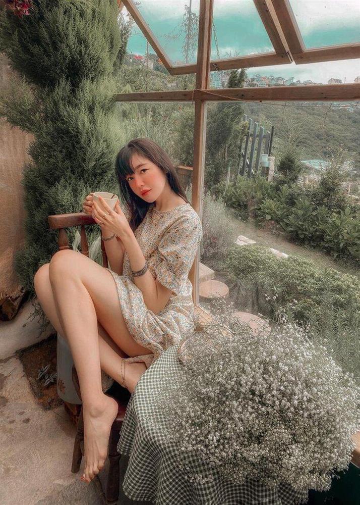 elly-tran-noi-ve-nguoi-thu 3