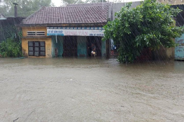 Người dân Quảng Nam chịu thiệt hại nặng trong cơn bão số 6